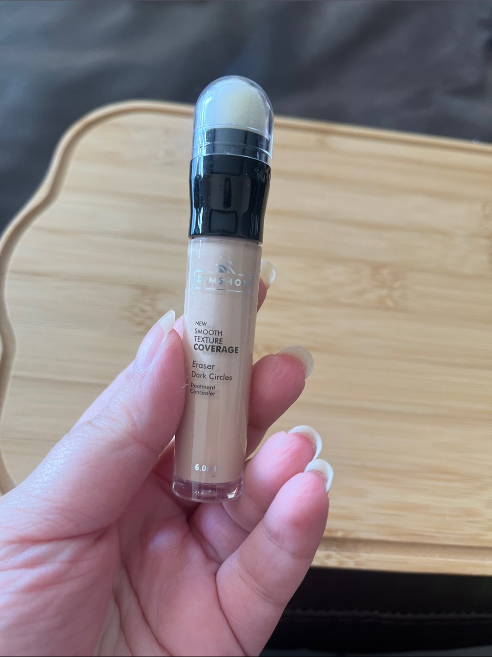 (NWT) Dimshow Eraser Dark Circles Concealer - Beige